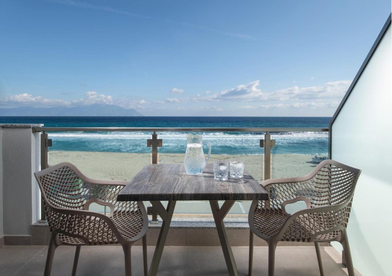 Privilege Luxury Living Sarti Exteriör bild