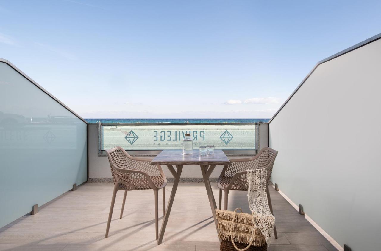 Privilege Luxury Living Sarti Exteriör bild